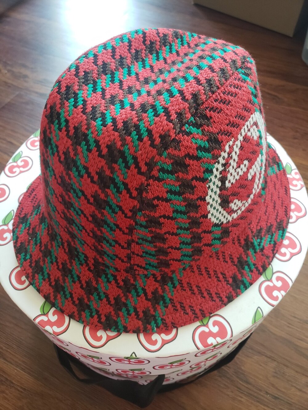 Gucci Wool Red Green Tweed Bucket Hat Size L Designer Streetwear Retro Preppy